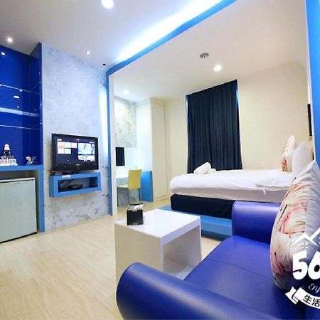 85 Pries Apartment Kaohsiung Luaran gambar
